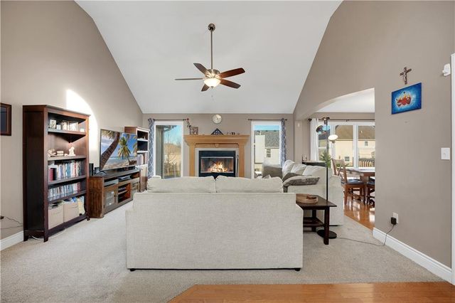 1219 S Countryview Lane, Warrensburg, MO 64093