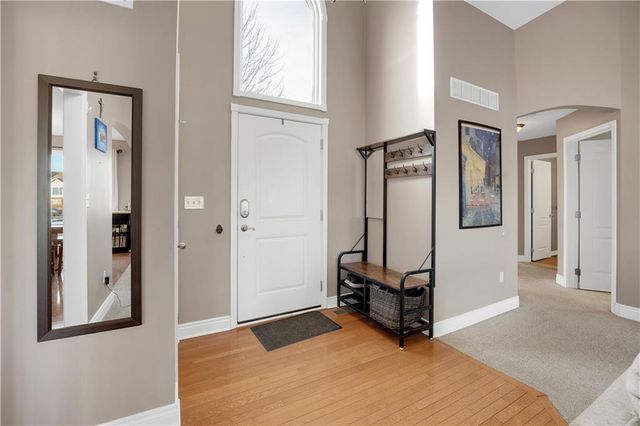 1219 S Countryview Lane, Warrensburg, MO 64093