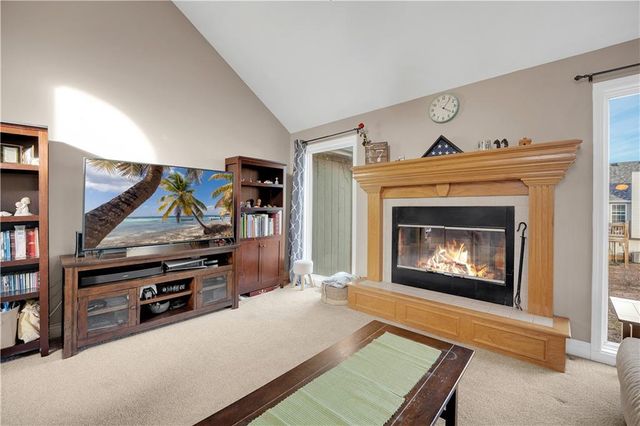 1219 S Countryview Lane, Warrensburg, MO 64093