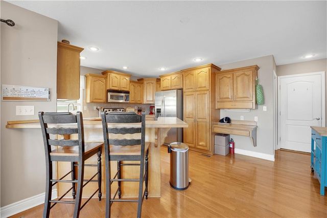 1219 S Countryview Lane, Warrensburg, MO 64093