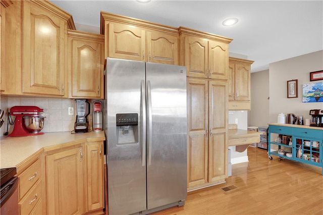 1219 S Countryview Lane, Warrensburg, MO 64093