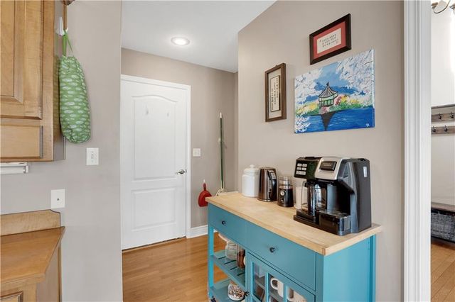 1219 S Countryview Lane, Warrensburg, MO 64093