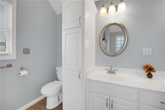 1219 S Countryview Lane, Warrensburg, MO 64093