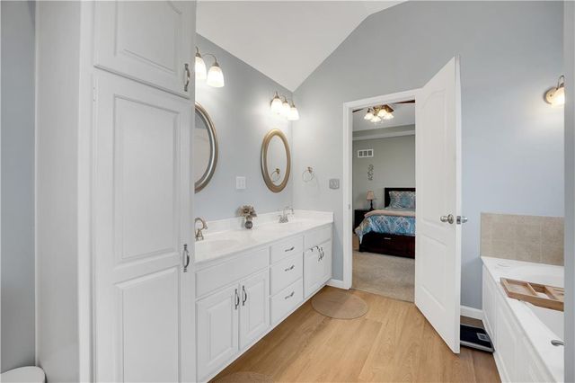 1219 S Countryview Lane, Warrensburg, MO 64093