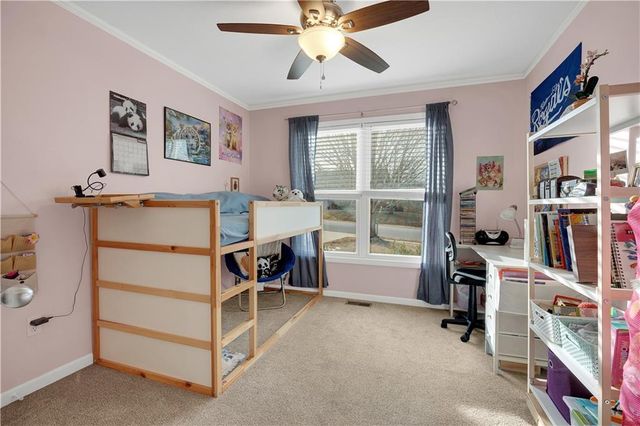 1219 S Countryview Lane, Warrensburg, MO 64093