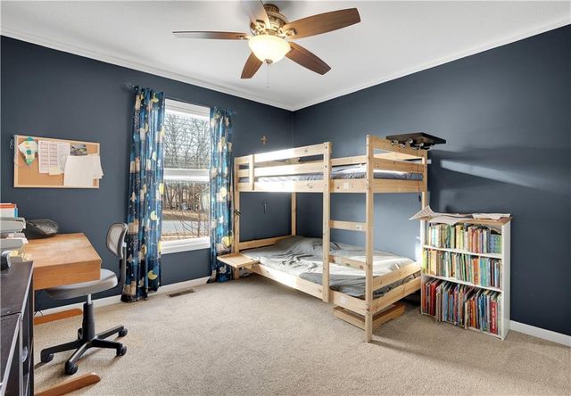 1219 S Countryview Lane, Warrensburg, MO 64093