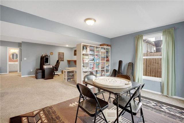 1219 S Countryview Lane, Warrensburg, MO 64093