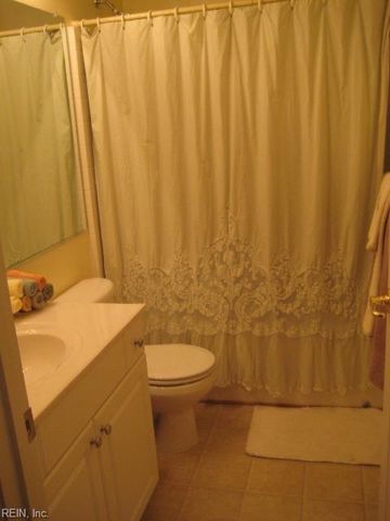 2409 Old Greenbrier RD, Chesapeake, VA 23325