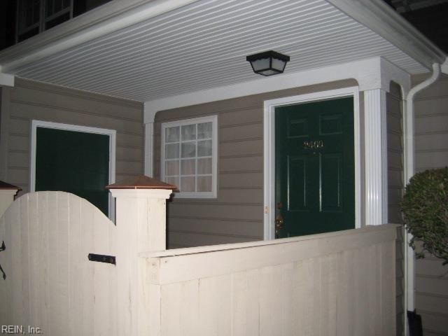2409 Old Greenbrier RD, Chesapeake, VA 23325