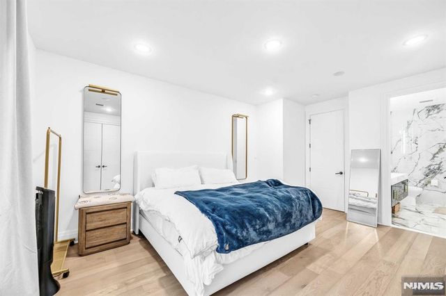 38 Hudson Avenue, Edgewater, NJ 07020