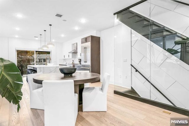 38 Hudson Avenue, Edgewater, NJ 07020