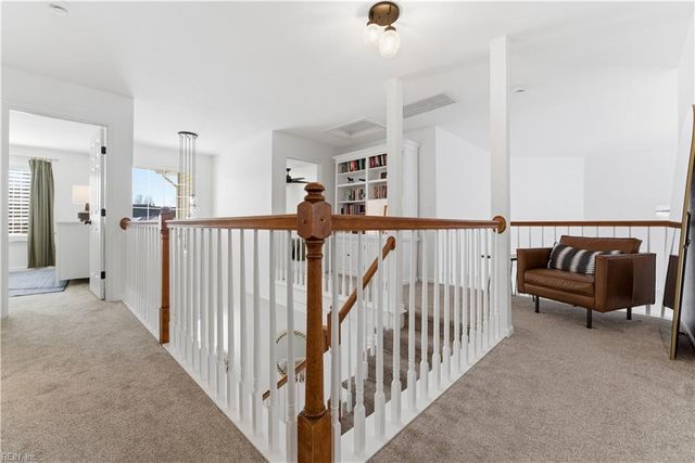 1869 Somersby LN, Virginia Beach, VA 23456