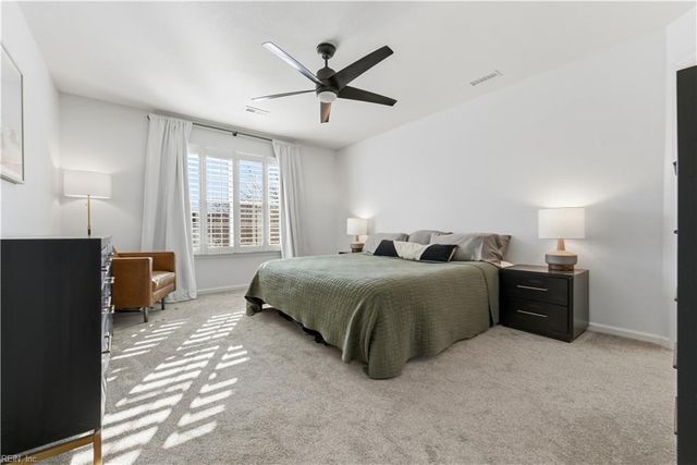 1869 Somersby LN, Virginia Beach, VA 23456