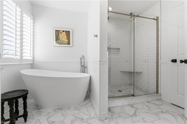 1869 Somersby LN, Virginia Beach, VA 23456