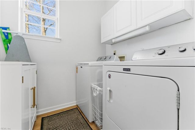 1869 Somersby LN, Virginia Beach, VA 23456