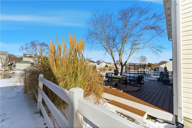 1869 Somersby LN, Virginia Beach, VA 23456