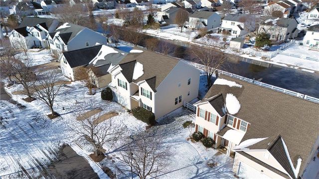 1869 Somersby LN, Virginia Beach, VA 23456