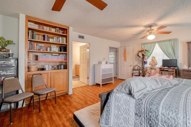 153 Pleasant Grove RD, Elgin, TX 78621