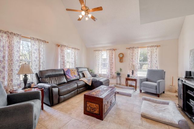 153 Pleasant Grove RD, Elgin, TX 78621