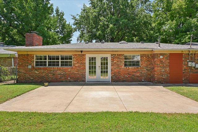 1367 E 46th Street, Tulsa, OK 74105