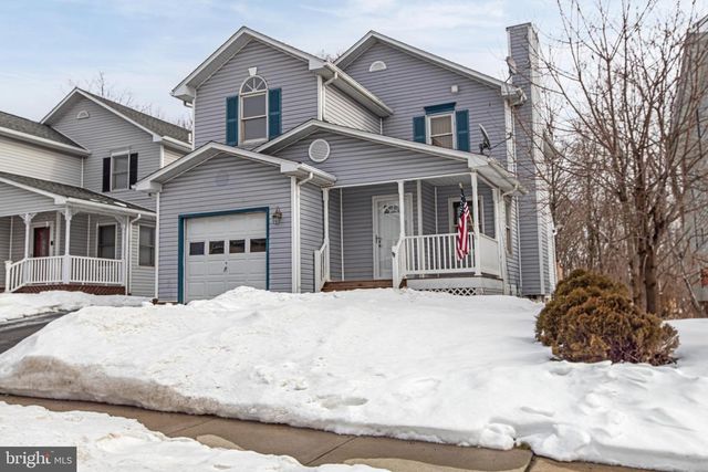 558 UPLAND ST, Pottstown, PA 19464