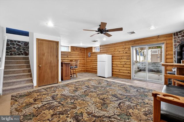 558 UPLAND ST, Pottstown, PA 19464