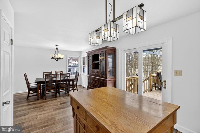 558 UPLAND ST, Pottstown, PA 19464