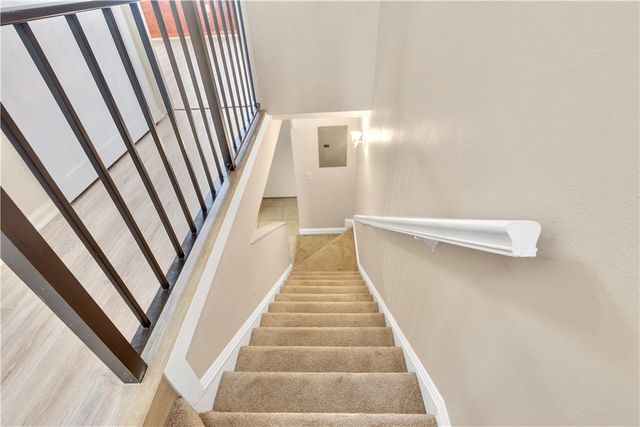 1901 Indian River Boulevard 210D, Vero Beach, FL 32960