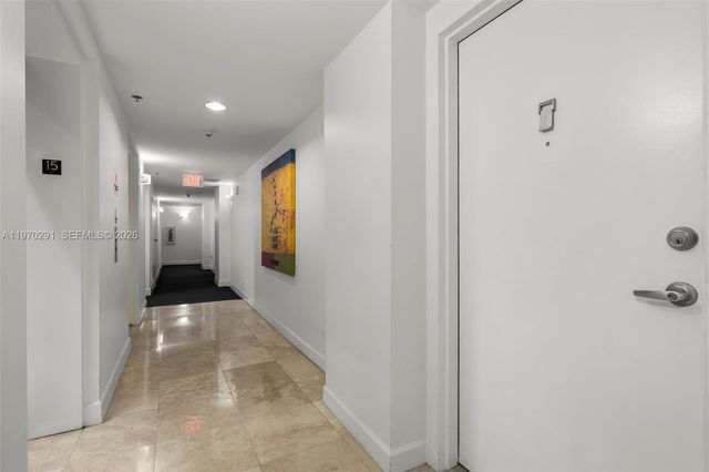 1401 SW 22nd St 1503, Miami, FL 33145