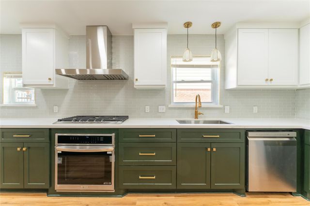 6119 S Braeswood Boulevard, Houston, TX 77096