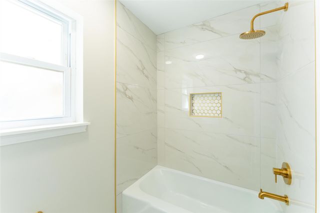 6119 S Braeswood Boulevard, Houston, TX 77096