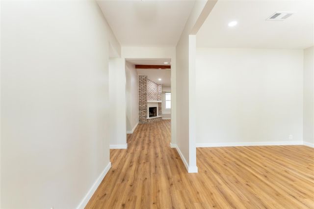 6119 S Braeswood Boulevard, Houston, TX 77096