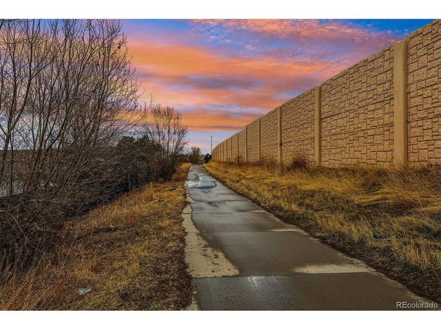 8302 Stonybridge Cir, Highlands Ranch, CO 80126
