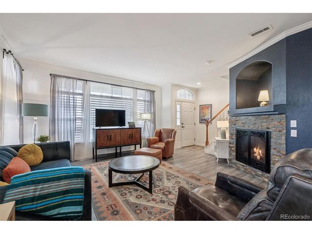 8302 Stonybridge Cir, Highlands Ranch, CO 80126