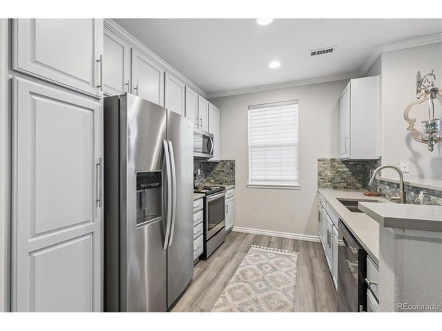 8302 Stonybridge Cir, Highlands Ranch, CO 80126