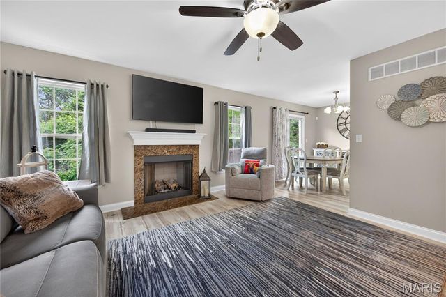 208 Prominence Lane, Lake St Louis, MO 63367