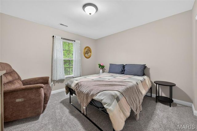 208 Prominence Lane, Lake St Louis, MO 63367