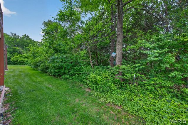 208 Prominence Lane, Lake St Louis, MO 63367