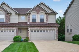 208 Prominence Lane, Lake St Louis, MO 63367