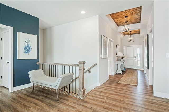 18375 W 205th Street, Spring Hill, KS 66083