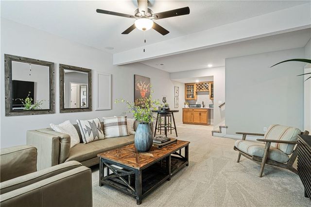 18375 W 205th Street, Spring Hill, KS 66083