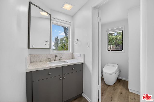 935 Linda Flora Drive, Los Angeles, CA 90049