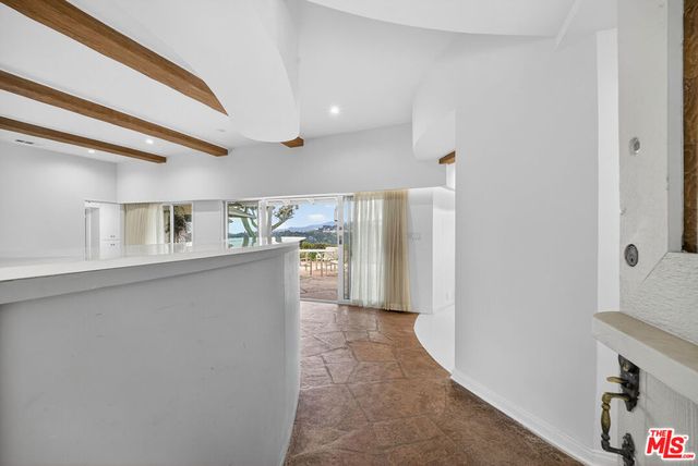 935 Linda Flora Drive, Los Angeles, CA 90049