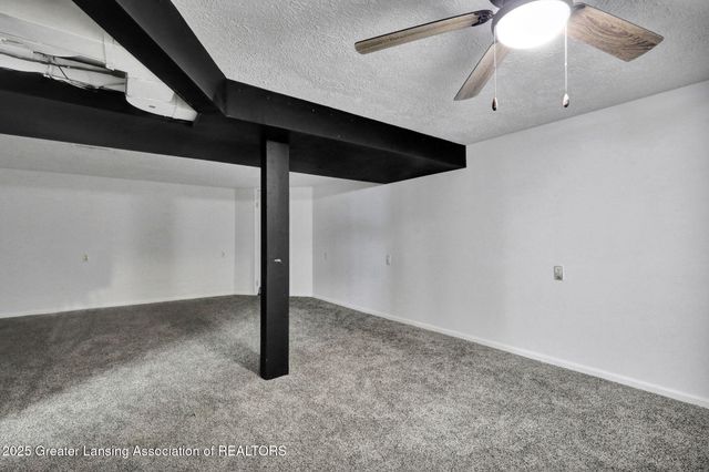 2009 Drexel Road, Lansing, MI 48915