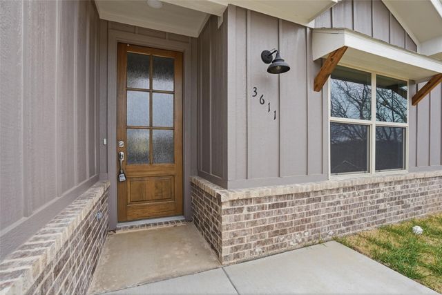 3611 Broken Bow Drive, Granbury, TX 76048