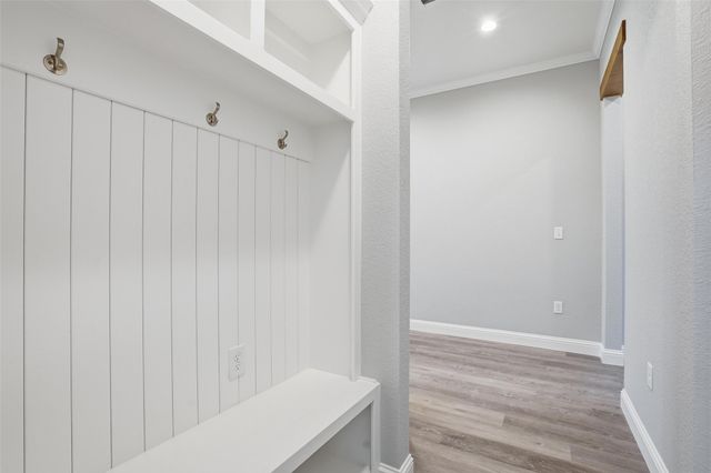 3611 Broken Bow Drive, Granbury, TX 76048