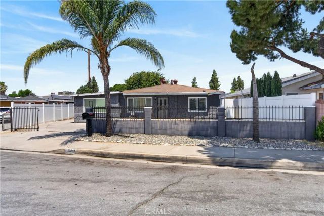 13813 Clearcrest, Baldwin Park, CA 91706