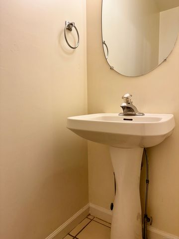 1118 Foxboro Drive 1118, Norwalk, CT 06851