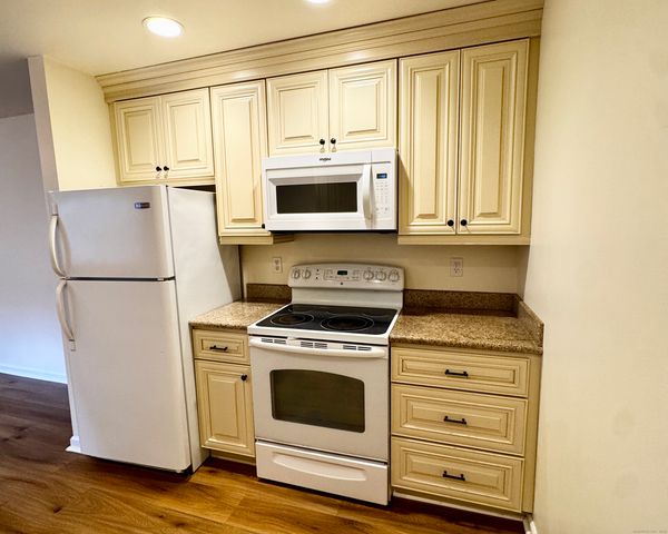 1118 Foxboro Drive 1118, Norwalk, CT 06851