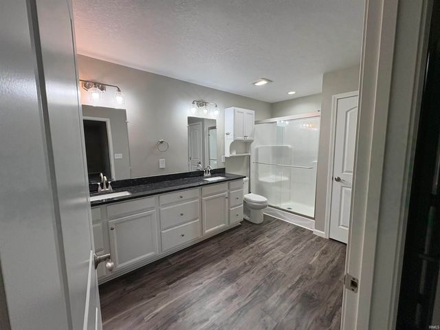 306 E Charter Drive, Muncie, IN 47303